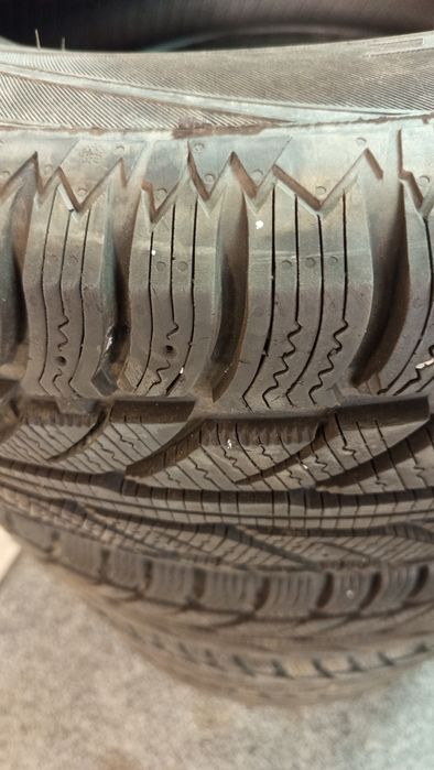 Зимни гуми 245 /70 R16