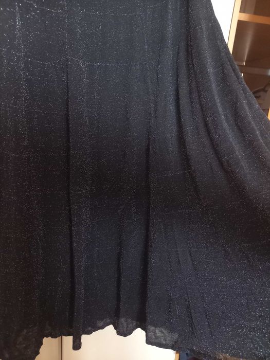 Zara уникална дълга черна пола с блясъци
