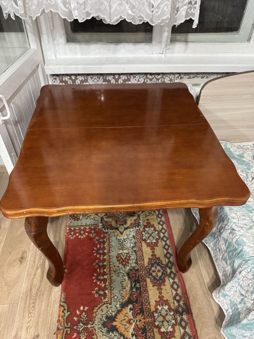 Продам стол раздвижной