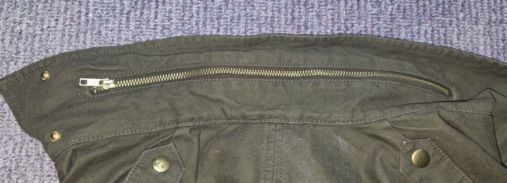 SH Jeaca verde kaki dame, gen Army, de la H&M, marimea 38 EUR sau 8 US