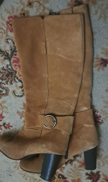 Cizme  piele intoarsa cu toc