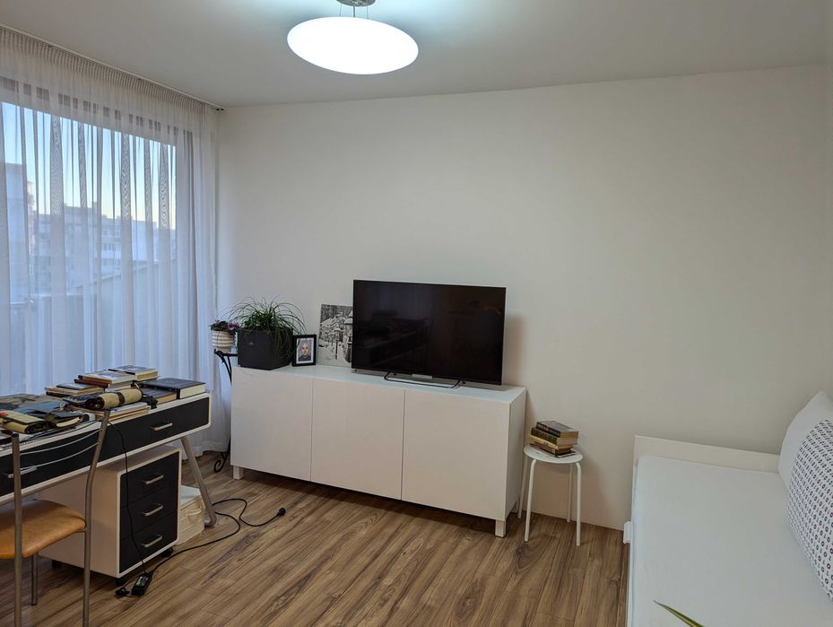 Дава се под наем Мезонет в Варна, Център - 120 кв.м за 740 € - Снимка #1
