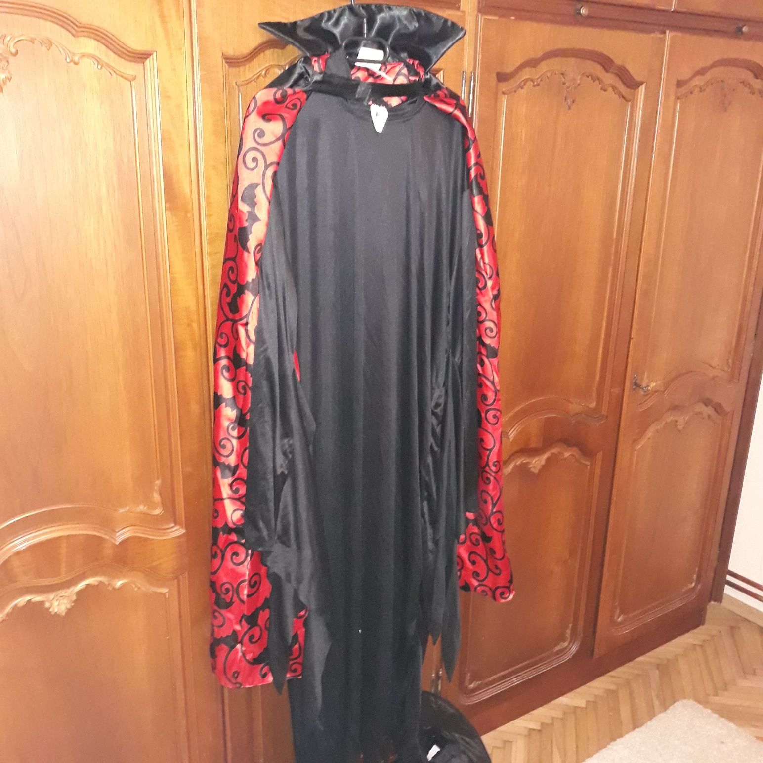 Costum  Halloween ,Vampir