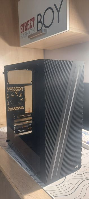 Корпус для игрового компьютера AeroCool ЧИТАТЬ ОПИСАНИЕ