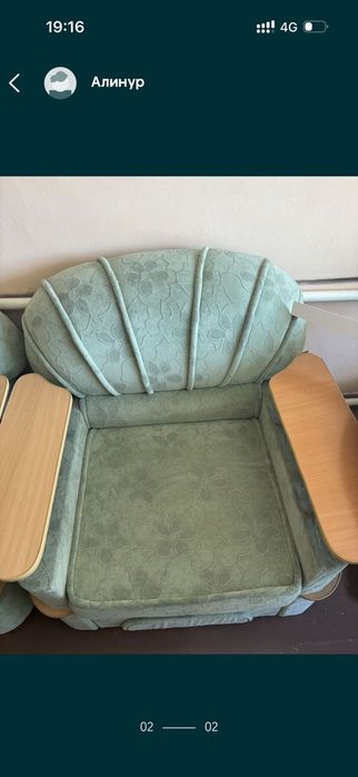 Уголок хороший ухоженный. В связи с переездом.. Срочно.