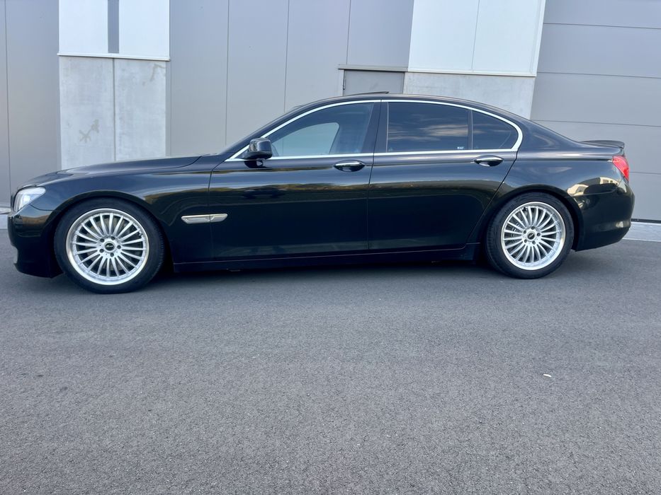 Vand/Schimb 750 impecabil !