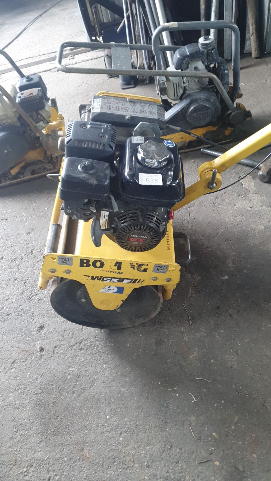 Cilindru compactor bomag 55E din 2018 ca nou,f.puțin folosit.