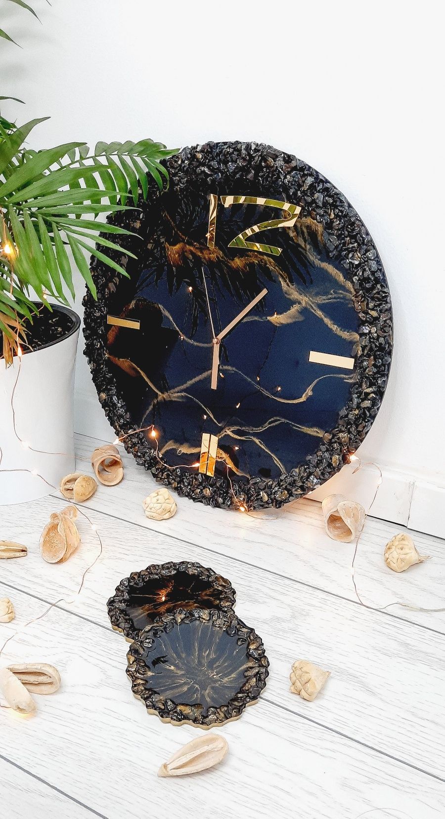 Decoratiuni handmade Ceas decorativ din rasina pentru perete