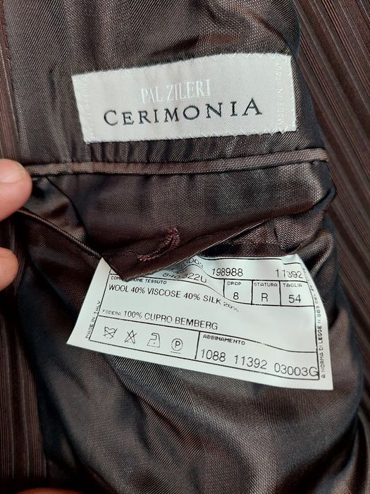 Vand costum nou Pal,Zileri