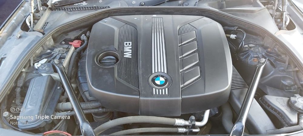 Dezmembrez BMW 520 d seria 5 F10 2.0 D 135 KW an 2010 cod motor N47D2
