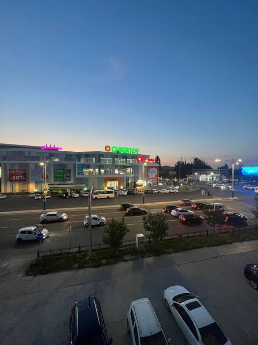 Новостройка 3 хона 90 квадрат метр