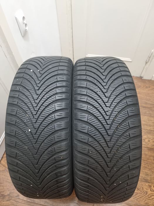 2 Anvelope de iarna 205/50/17 Kumho