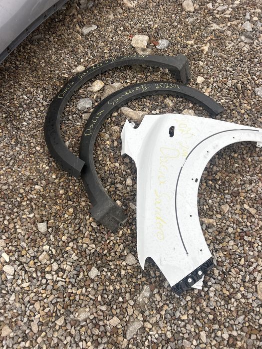 Ляв калник и 2 предни вежди за Dacia sandero20”