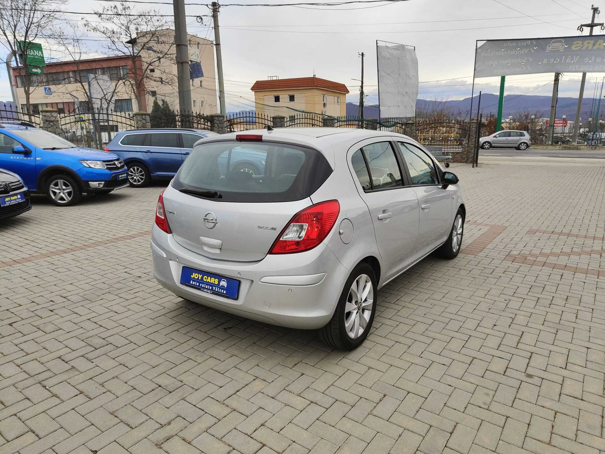 Opel Corsa Garantie 1 an, incalzire scaune + volan, senzori parcare