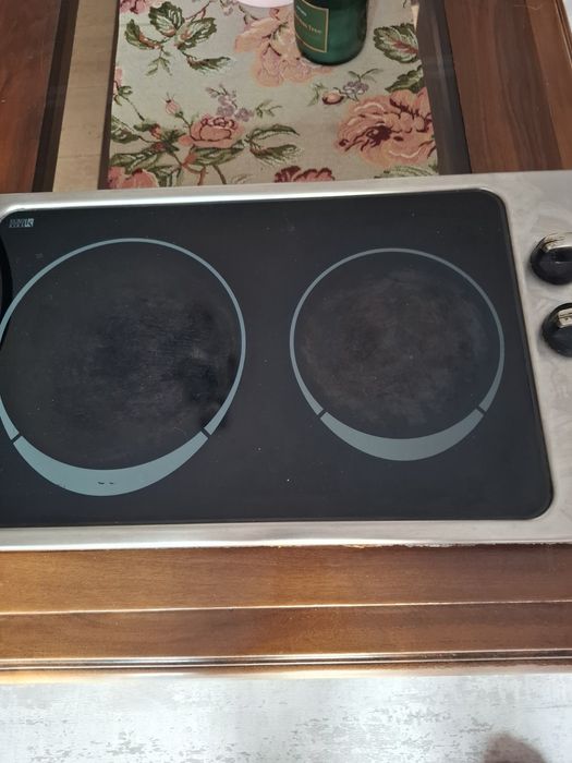 Ел. Уреди :фурна, котлон, абсорбатор