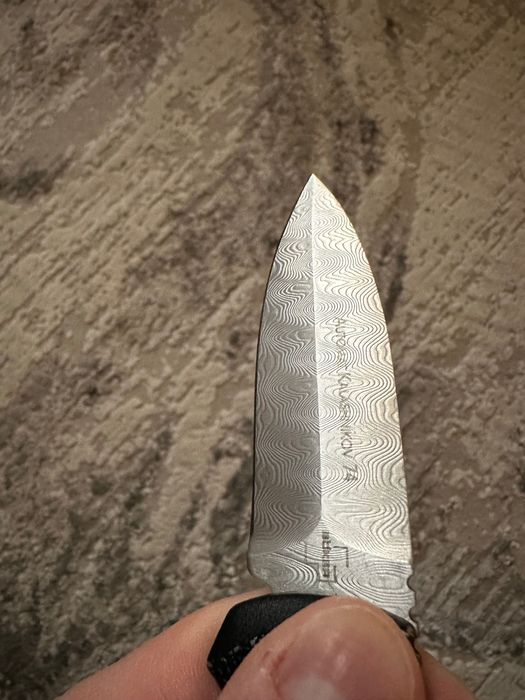 Дамаски нож Boker Kalashnikov
