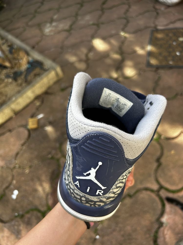 Jordan 3 bleumarin