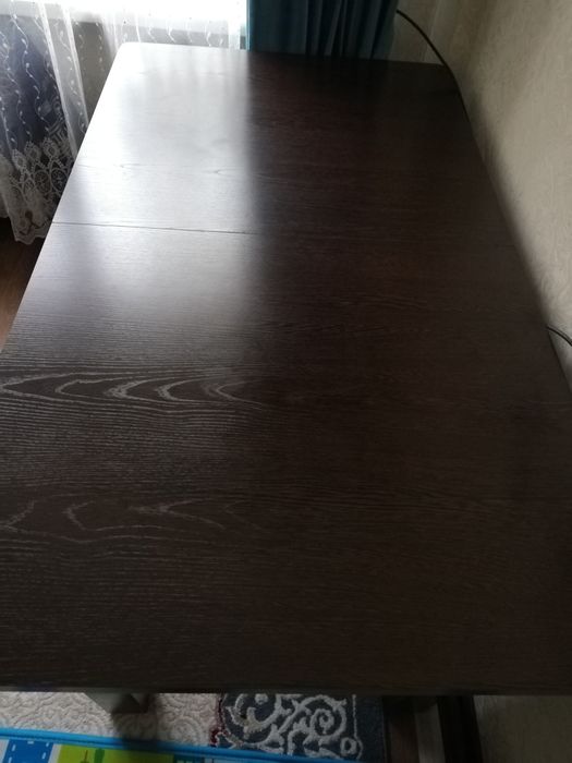 Продам новый стол