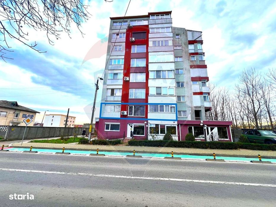 Apartament 3 camere de închiriat în zona CFR