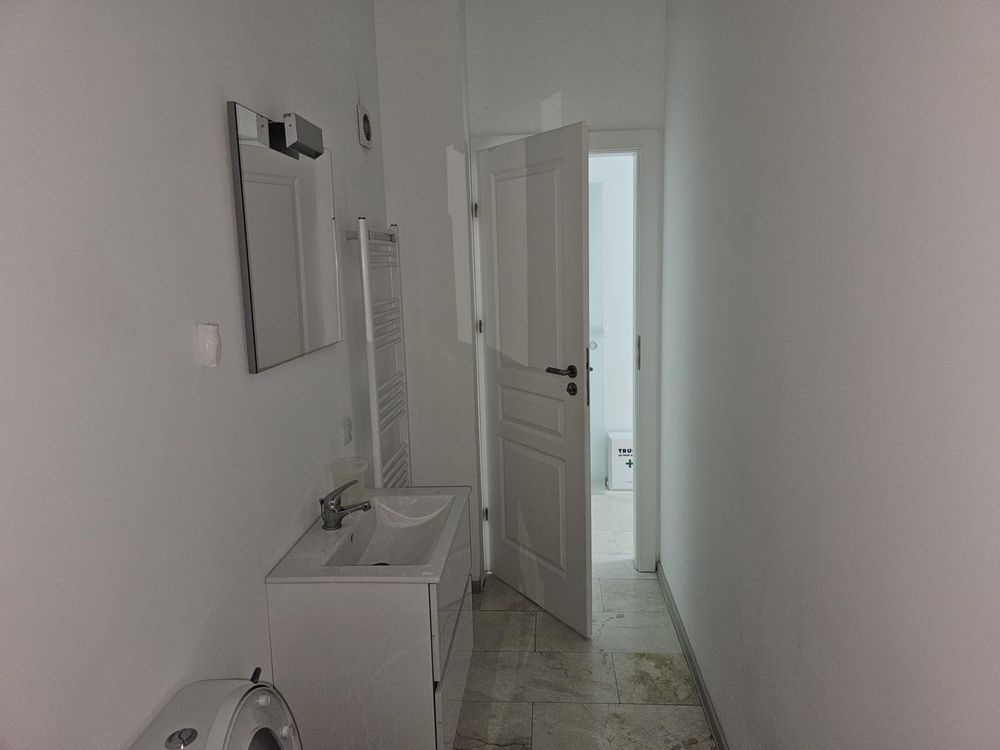 Spatiu comercial central de vanzare/inchiriere