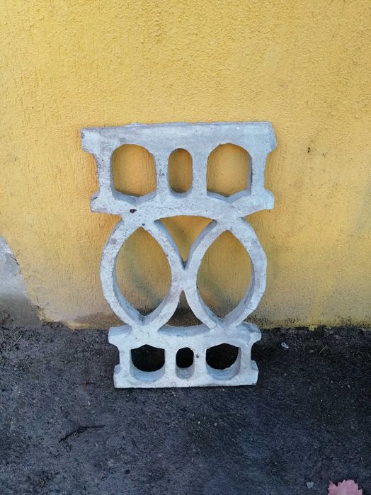 Орнамент за градинска ограда