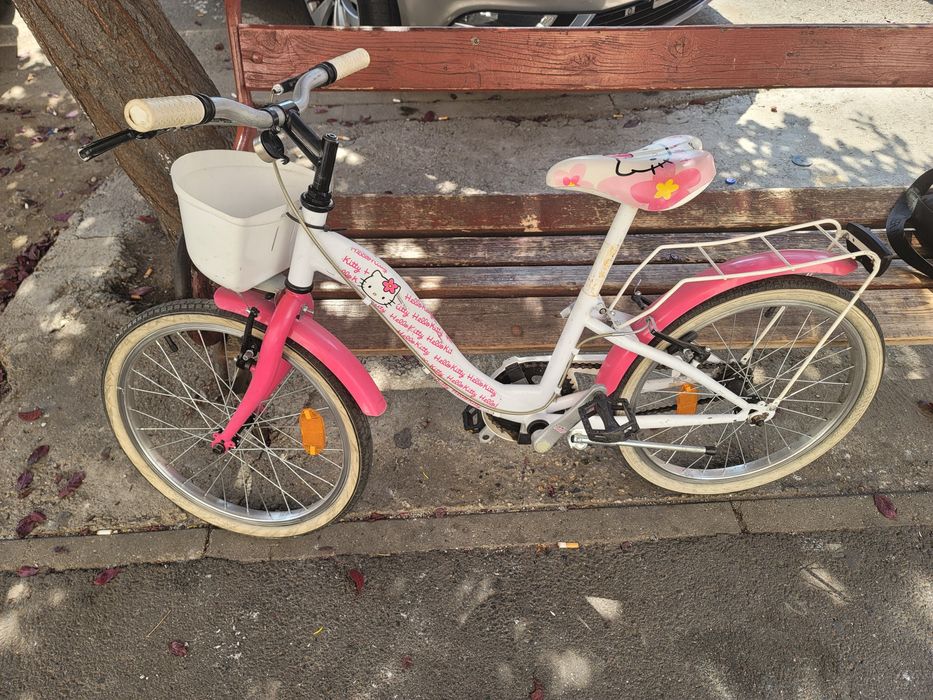 Vând bicicleta fetite