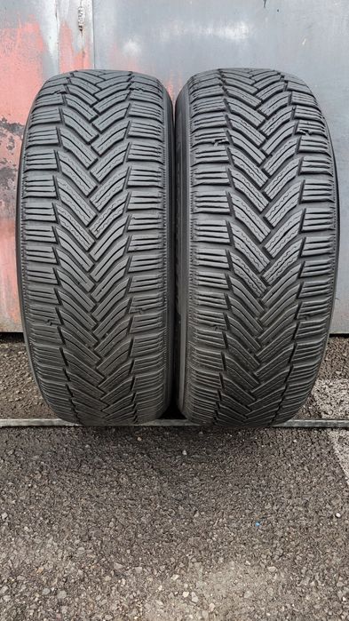 2бр. зимни гуми 205/60/16 Michelin Alpin 6
dot4721
6.7mm
Много добро с