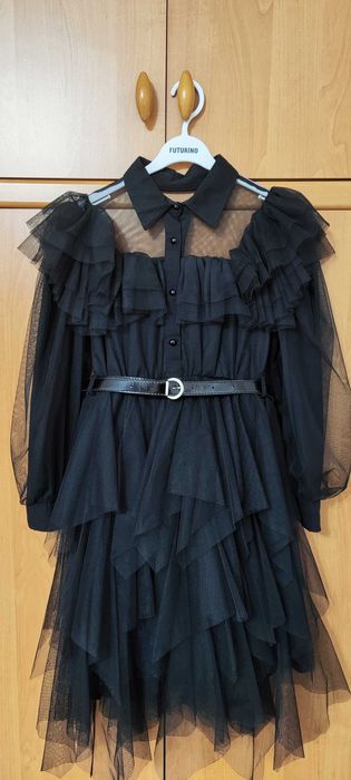 Продам детские платья праздничные