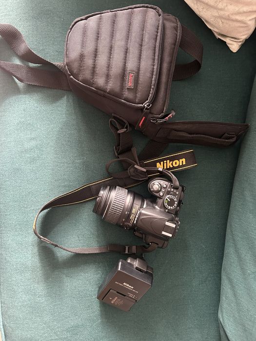 Vand Nikon d3100 in stare foarte buna