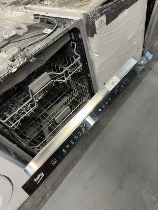 Mașină de spălat vase încorporabilă Beko BDIN285D0B
