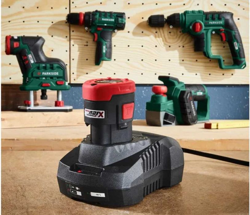 Set Acumulator si incarcator PARKSIDE 12V din seria X12V-TEAM