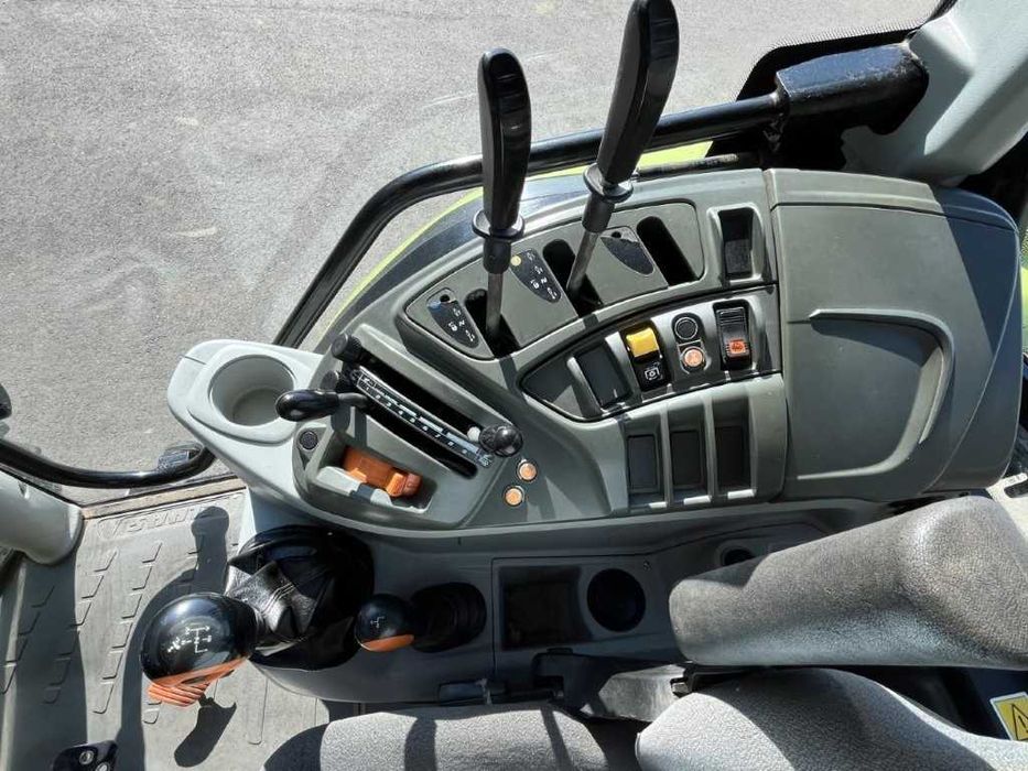 Tractor CLAAS ATOS 340