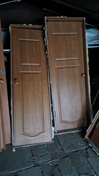 Продам двери межкомнатные