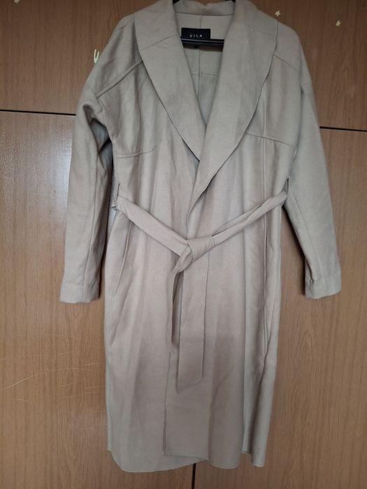 Дамско тънко палтенце без подплата