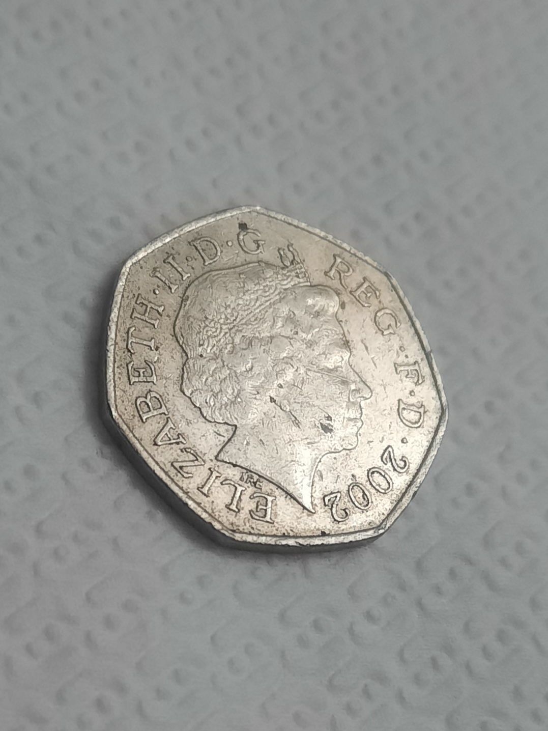 Moneda 50 pence din anul 2002