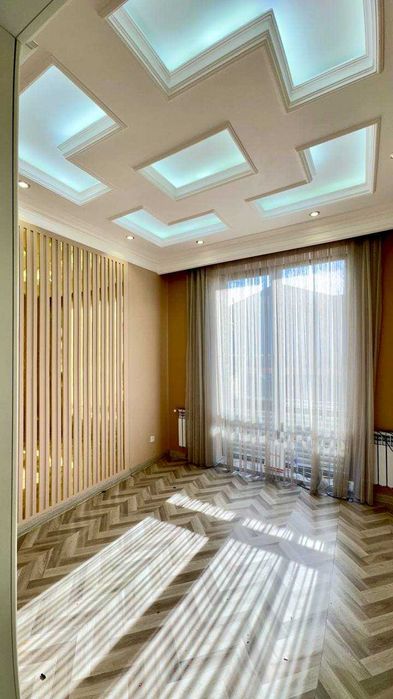 ул. Циолковского
1.7 соток
3 уровня
Площадь дома: 250 м²
6 комнат