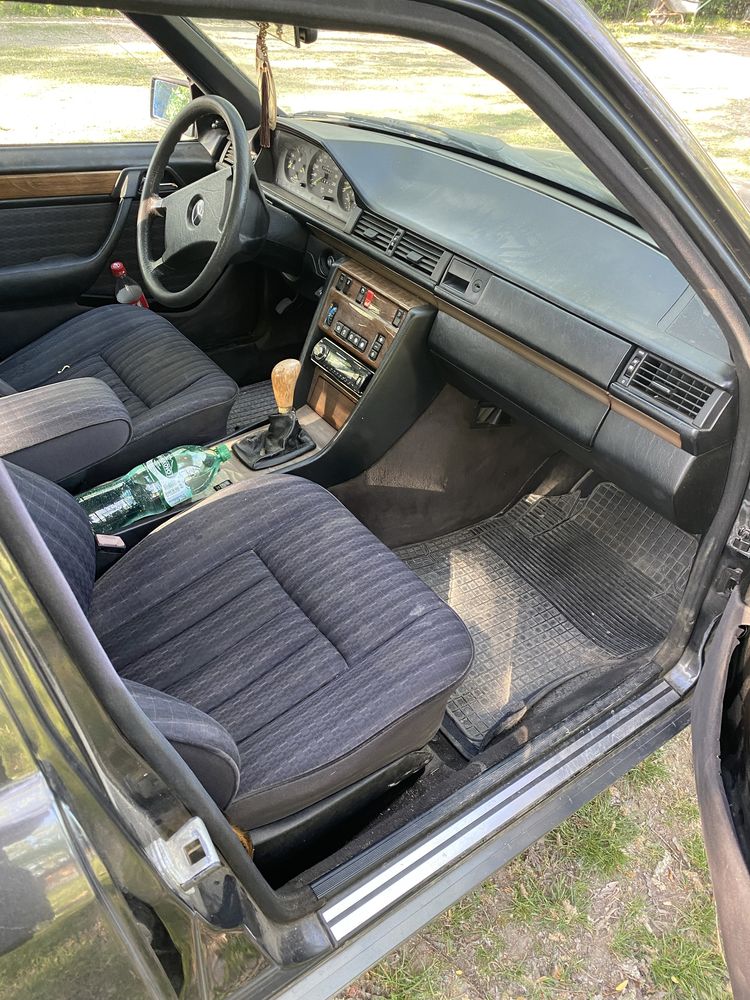 Mercedes-benz 124e200