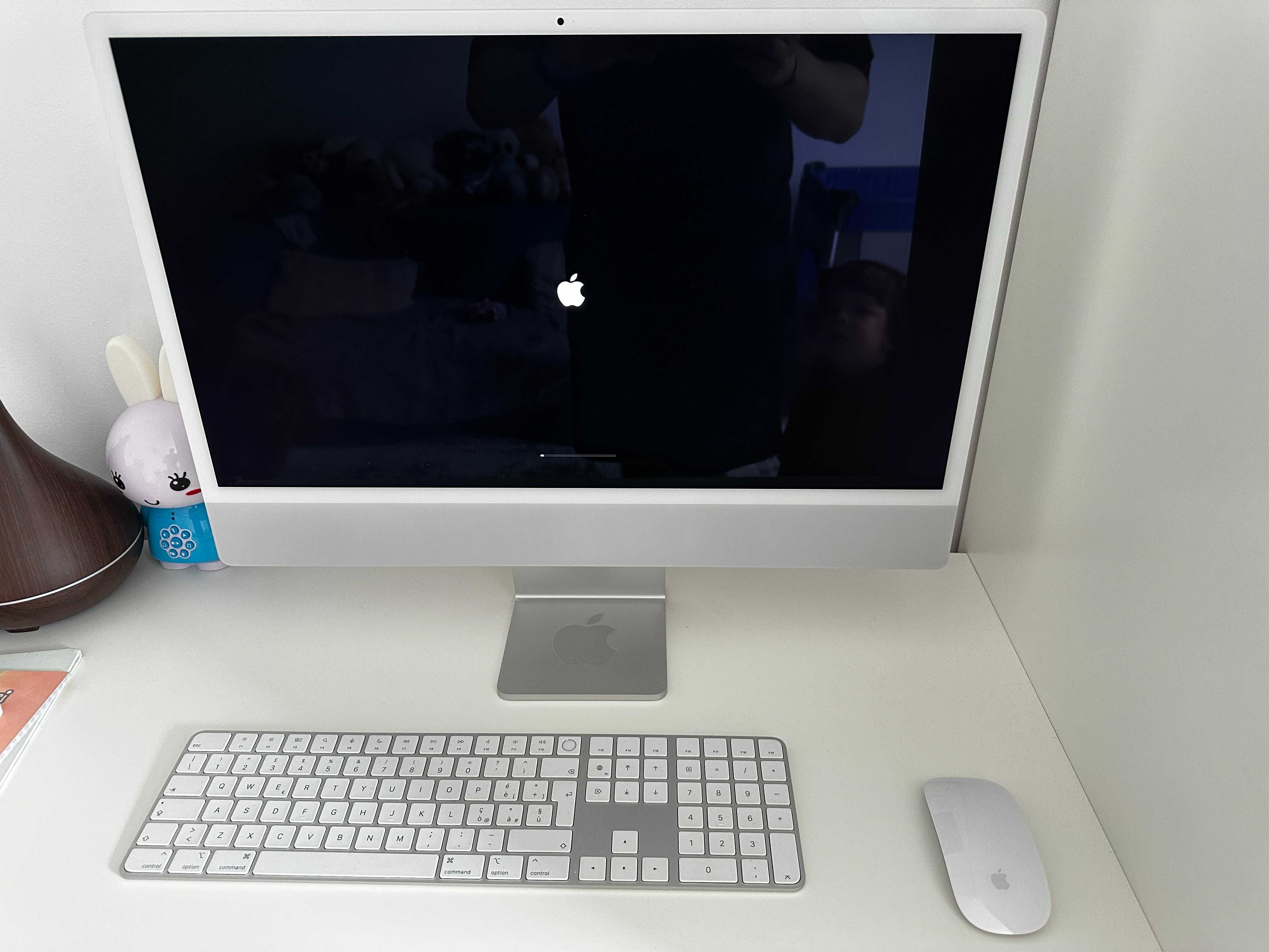 iMac 24" (2021), 24", Retina 4.5K, M1, 16GB, 256GB SSD