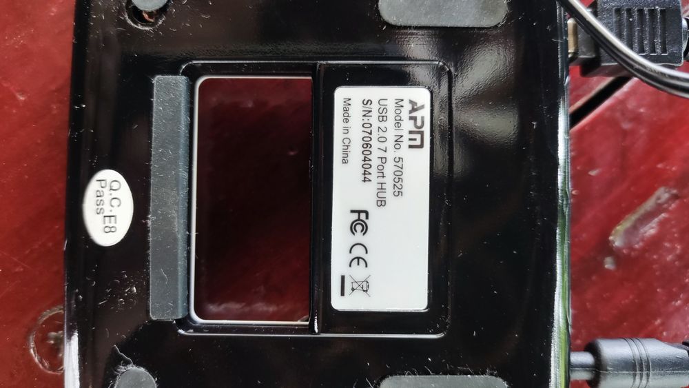 Hub usb cu alimentare