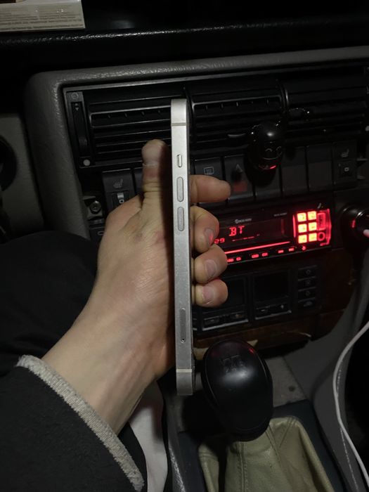 Продается айфон 13 и идеале