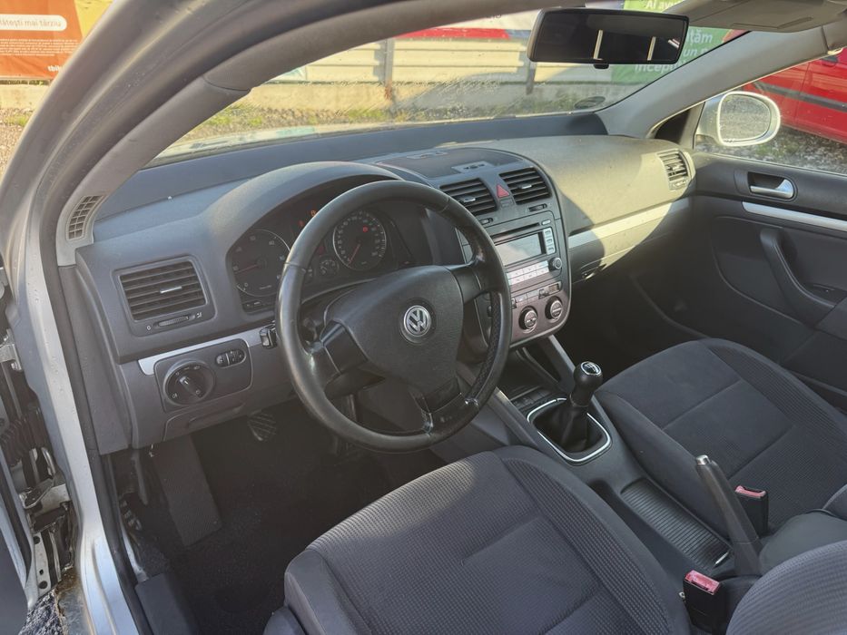 plansa bord vw golf 5 jetta an 2008