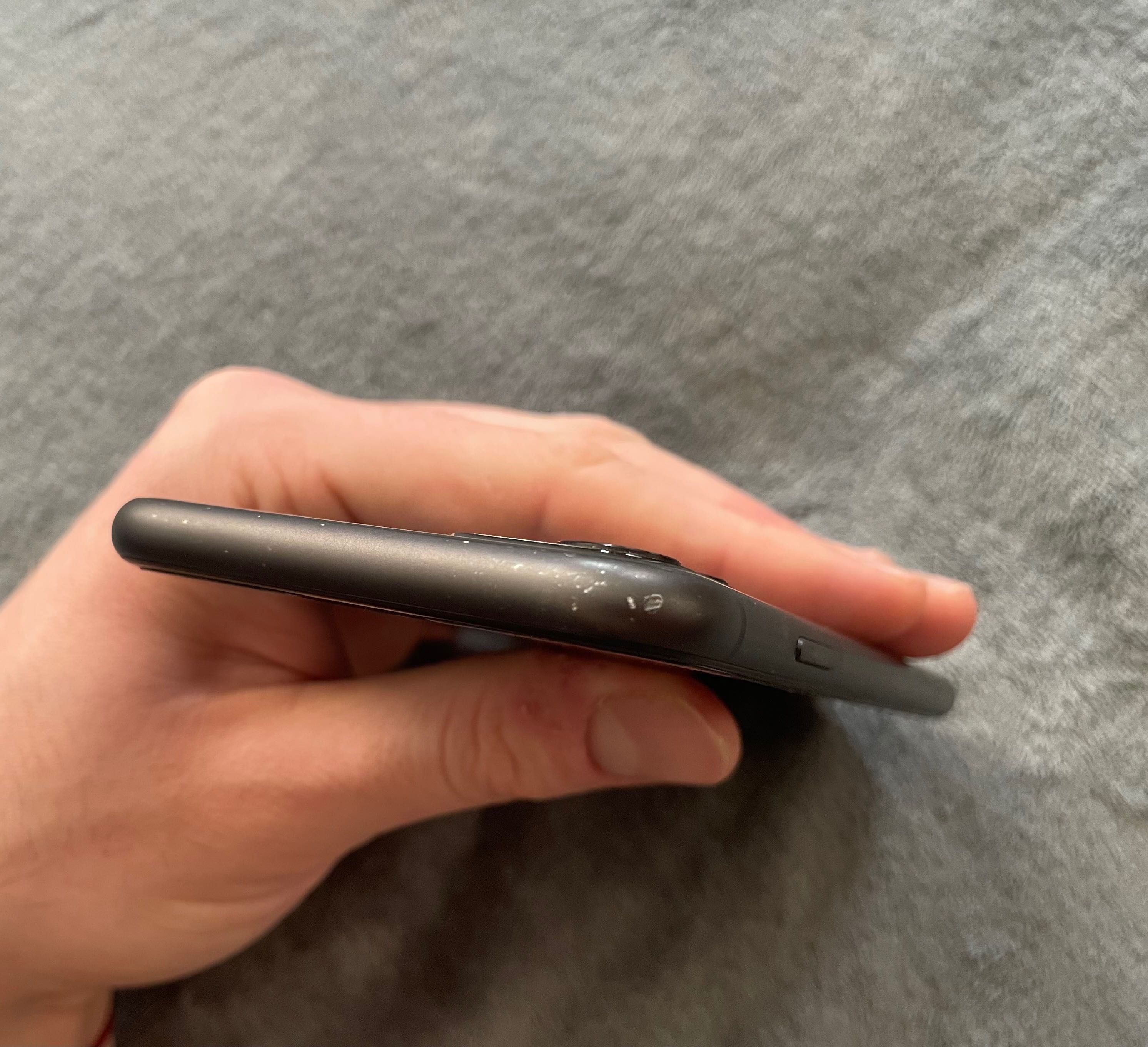 iPhone 11 Black 64GB