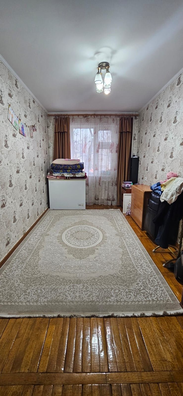 Продаётся 2 комн, район.Школьник