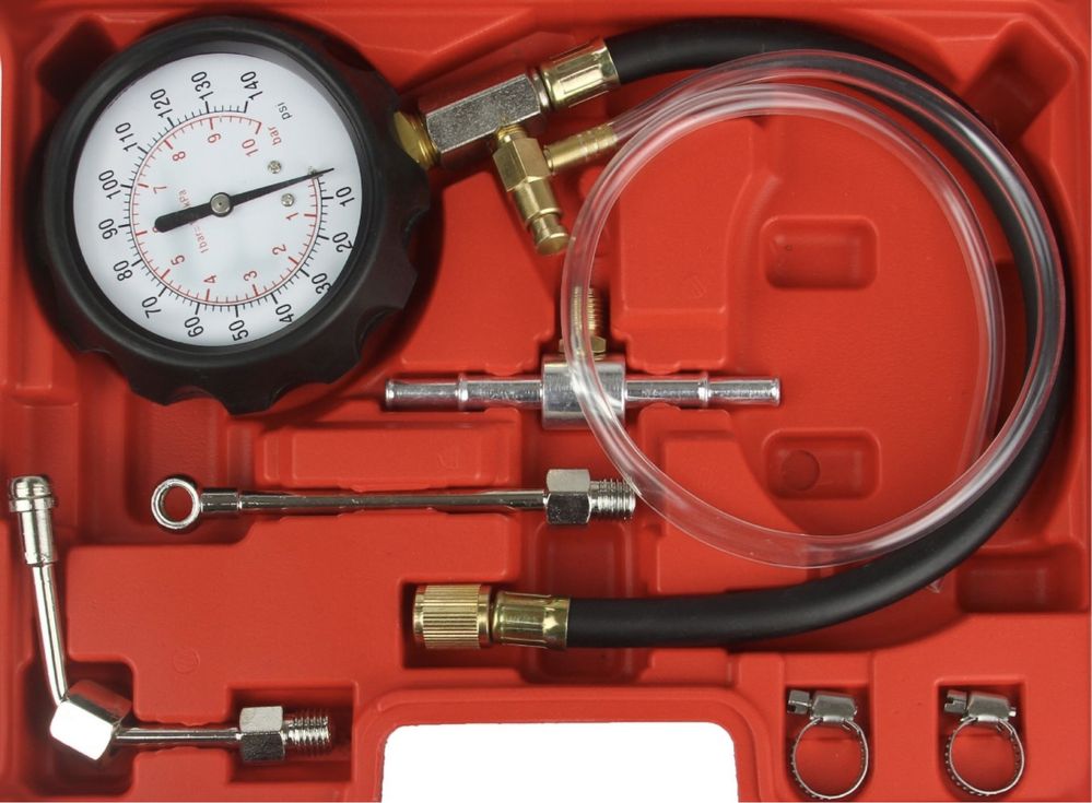 Компресомер за измерване налягането на маслото и бензина