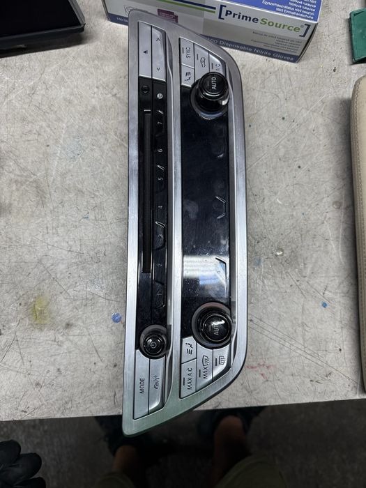 Panou clima touch bmw g11 g12 g30 g31 incalzire masaj ventilatie