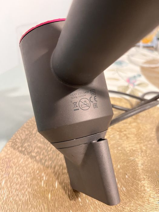 Фен Dyson оригинал б/у в отличном состоянии