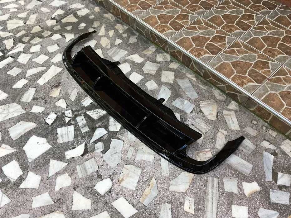 Difuzor bara spate (fusta) model R line Volkswagen Passat CC