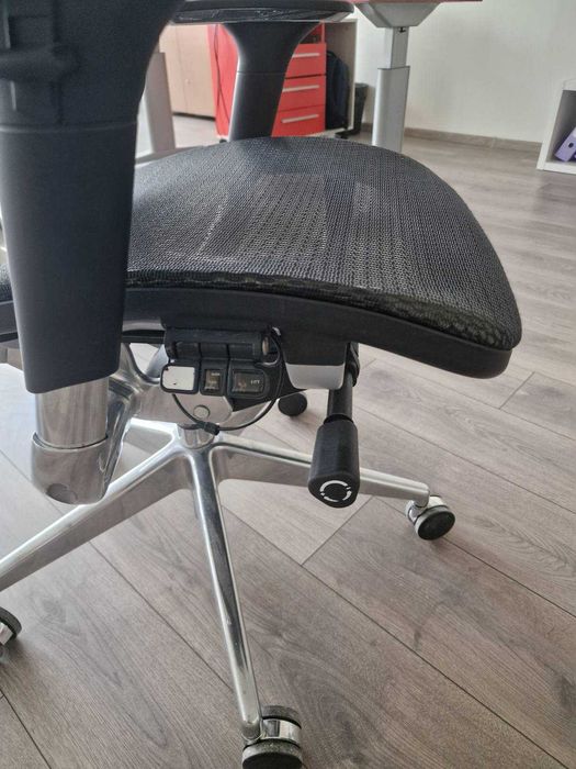 Ергономичен стол