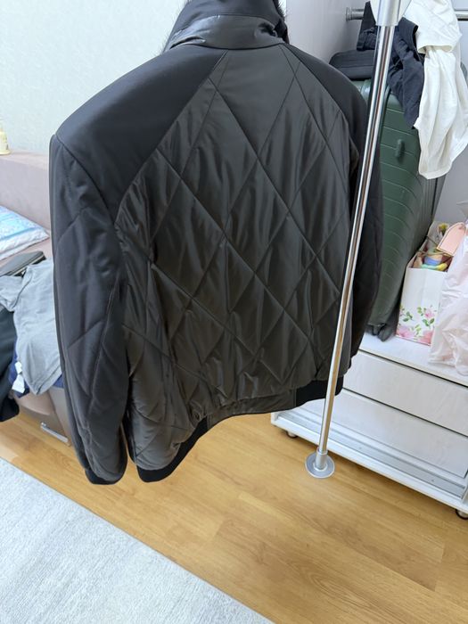 Продам зимнюю куртку