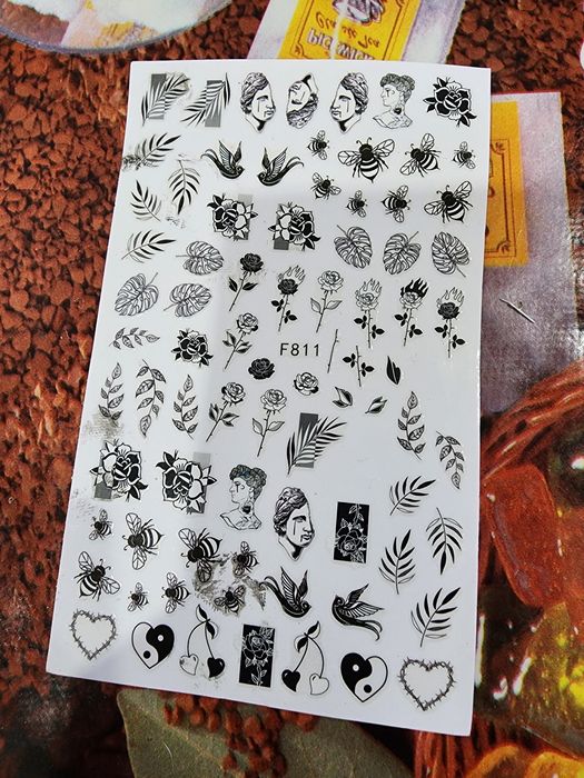 Продам все для маникюра